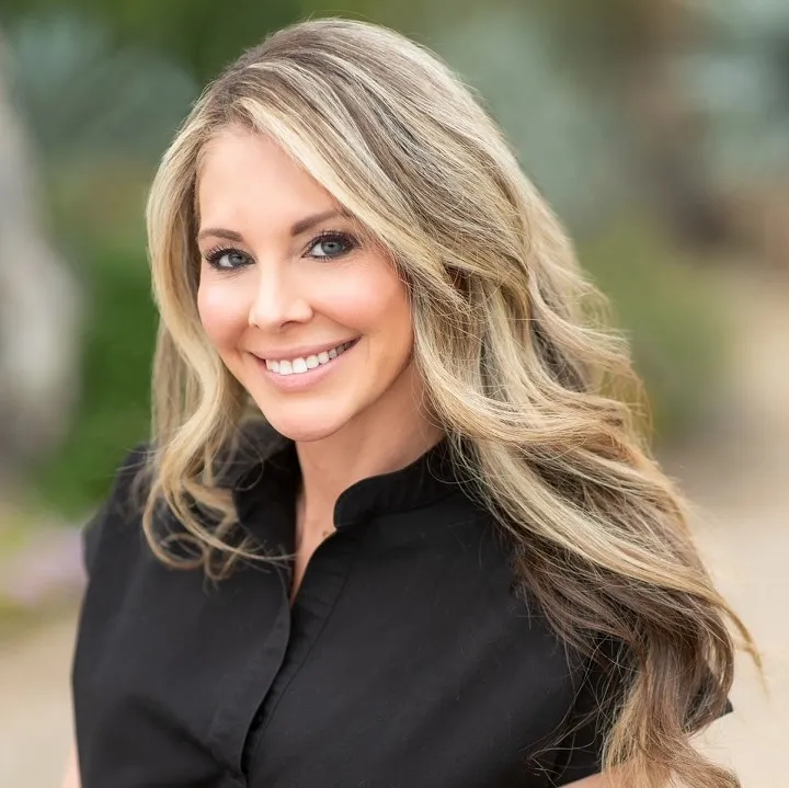 Dr. Brooke Leigh Blumetti, DO - Phoenix, AZ - Dermatology