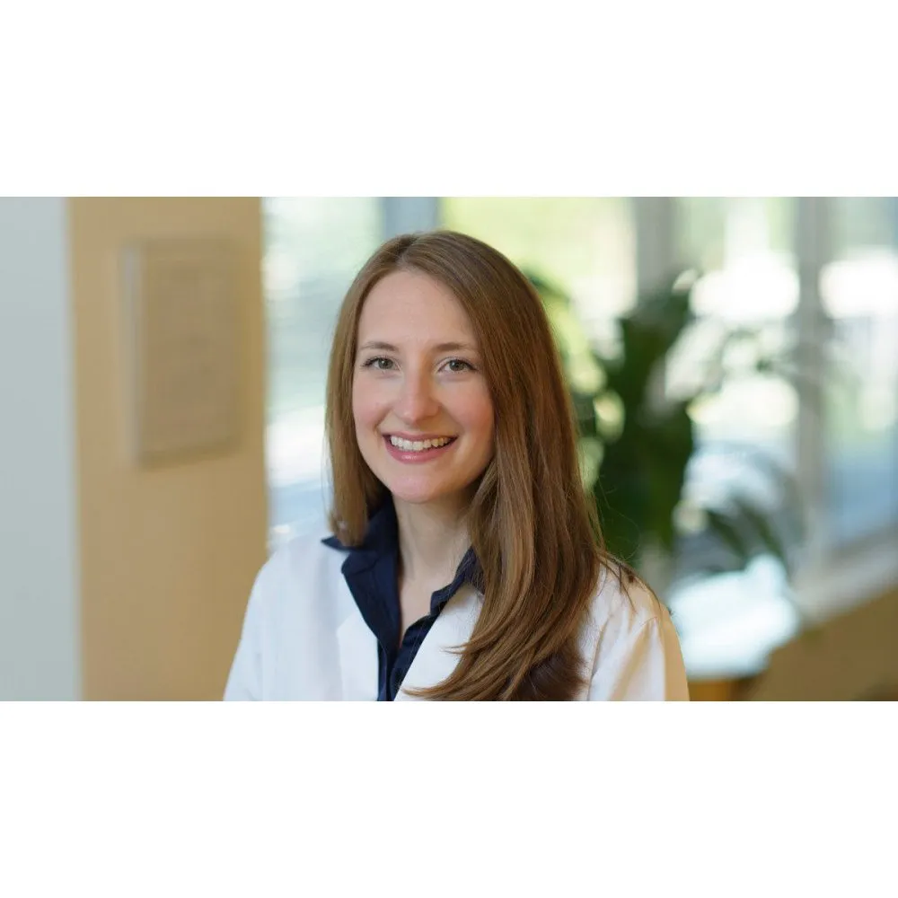 Dr. Jennifer L. Defazio, MD - Hauppauge, NY - Dermatology, Oncologist