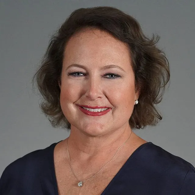 Dr. Leah Urbanosky, MD - Hinsdale, IL - Orthopedic Surgery, General Orthopedics, Hand Surgeon, Orthopedic Surgeon, Shoulder And Elbow Orthopedic Surgery