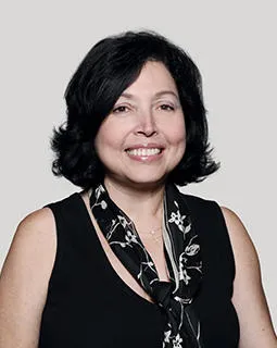Dr. Mayra Rosado, MD - El Monte, CA - Pediatrics, Internist/pediatrician