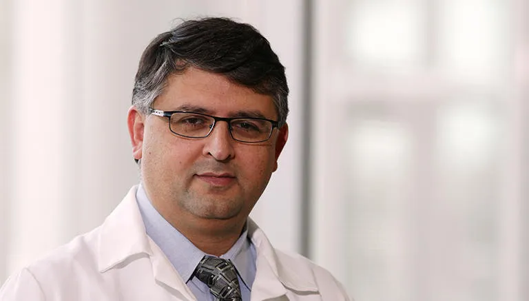 Dr. Behrad Majidi - Saint Louis, MO - Internal Medicine