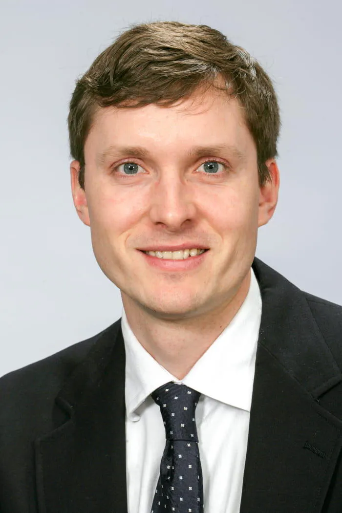 Dr. Richard Albert Paulis, MD - Rochester, NY - Critical Care Medicine, Critical Care Specialist