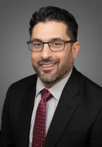 Dr. Vincent Ruggiero, MD - Staten Island, NY - Orthopedic Surgery