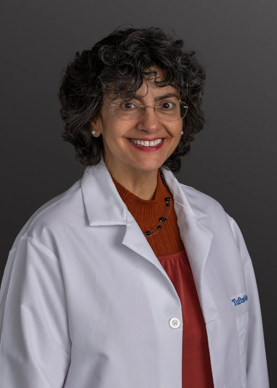Dr. Cristina Holt, MD - Medford, MA - Internal Medicine
