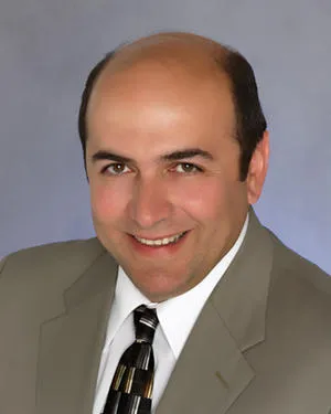 Dr. Erik E. Davydov, MD - Mission Hills, CA - Internal Medicine