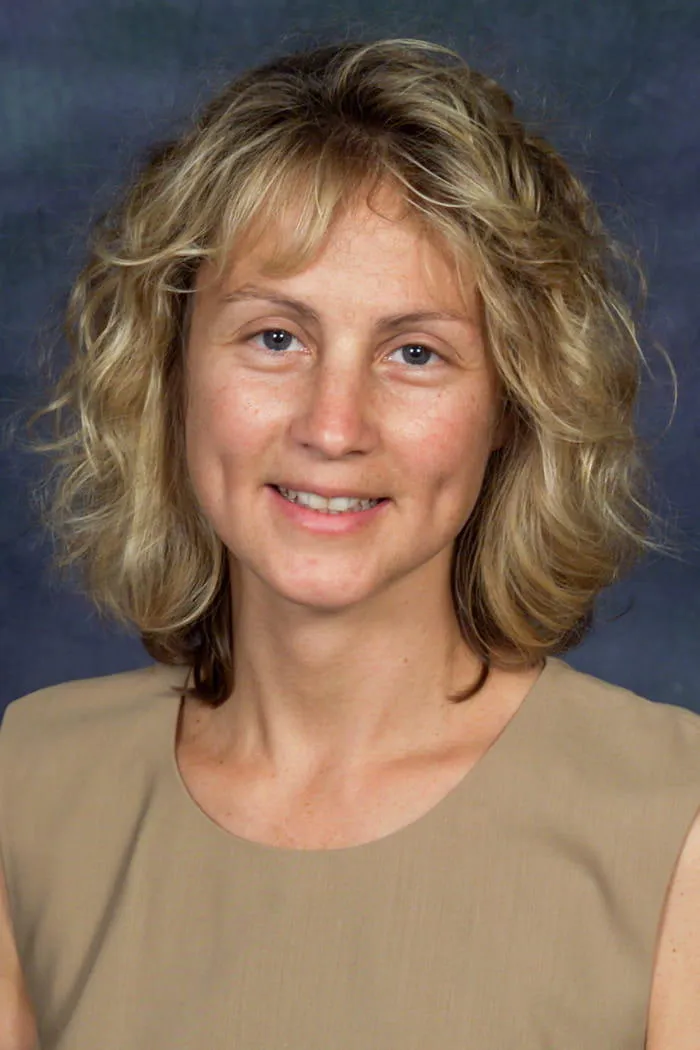 Dr. Diane C. Molinari, DO - Rochester, NY - Critical Care Medicine, Critical Care Specialist