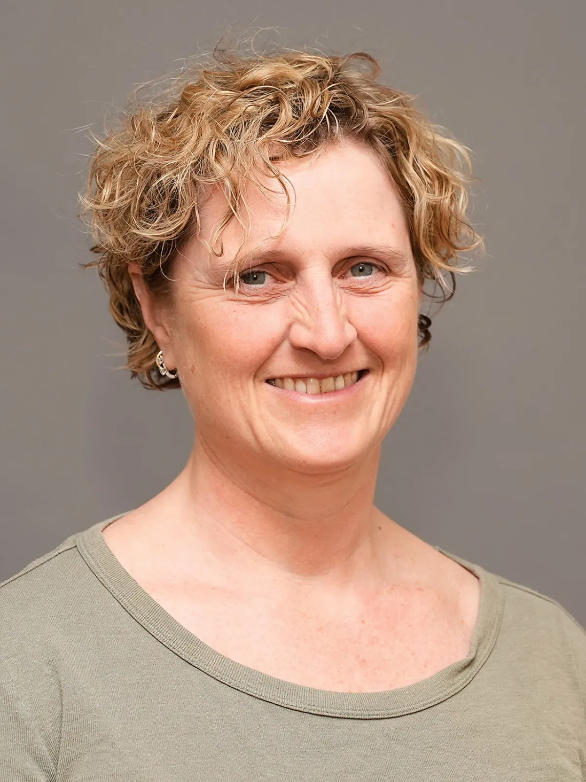 Dr. Cindy D. Noyes, MD - Burlington, VT - Infectious Disease, Infectious Disease Specialist