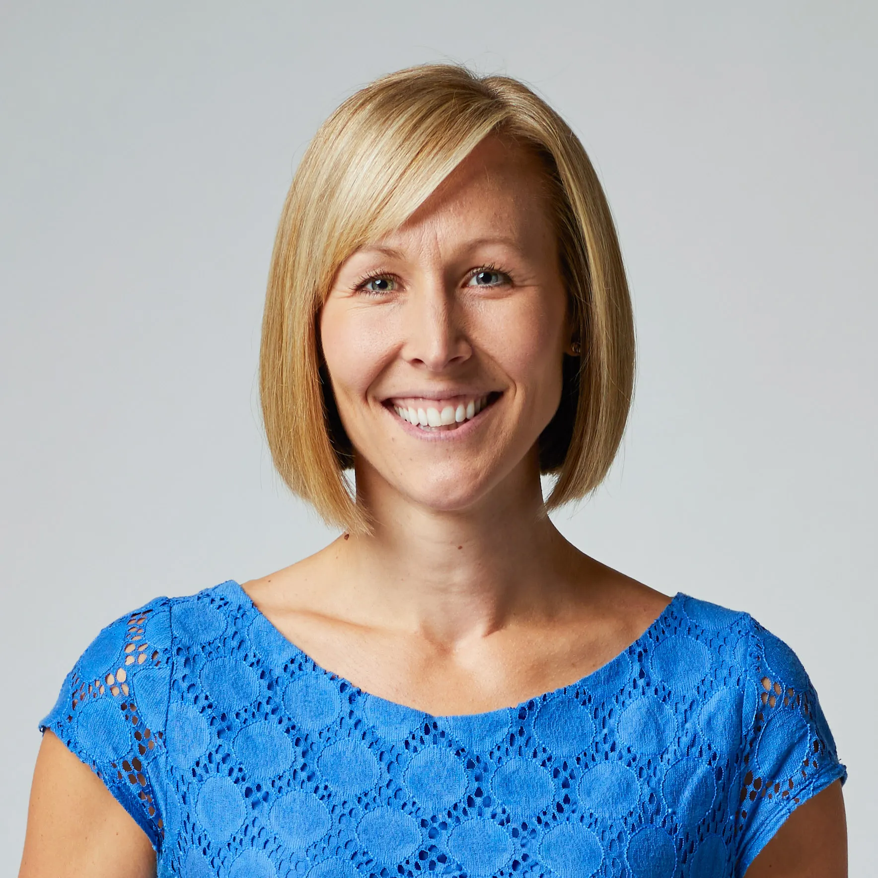 Dr. Linnelle Anne Veldhouse, MD - Wyoming, MI - Pediatrics