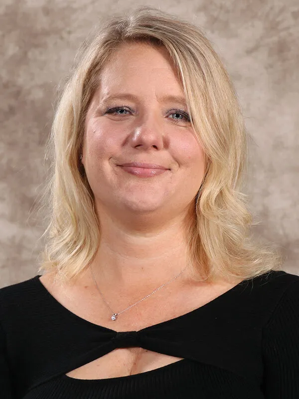Megan E Mcglothlin, NP - Bloomington, IN - Nurse Practitioner