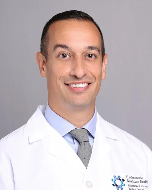 Dr. Omry Zuckerman, DO - Hackensack, NJ - Internal Medicine, Critical Care Medicine