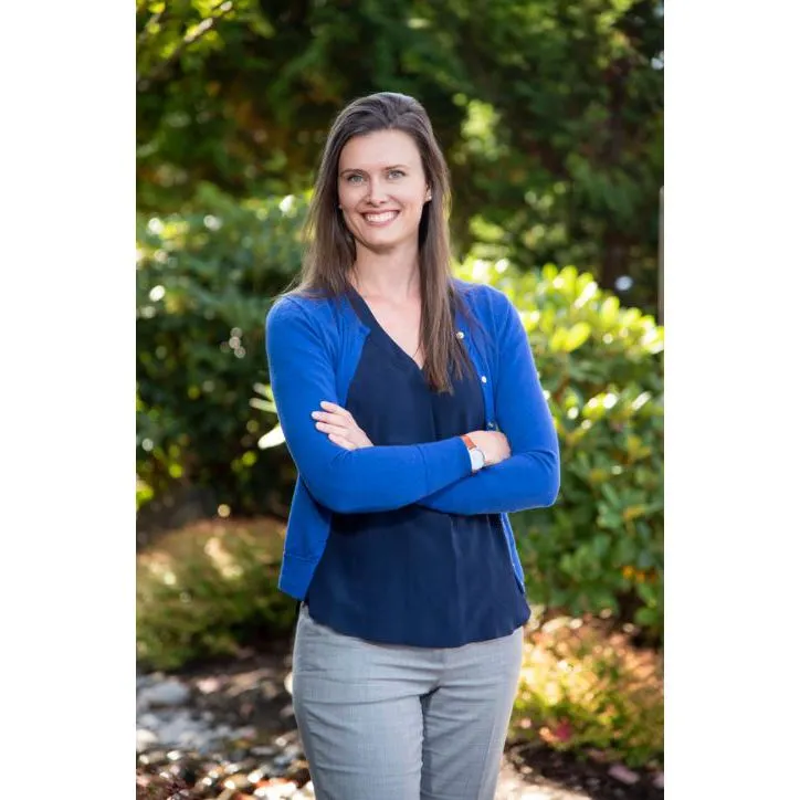 Dr. Lindsay Kristine Hussey-Andersen, MD - Vancouver, WA - Orthopedic Surgery