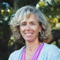 Dr. Lara Marie Cavanaugh, MD - Clearwater, FL - Pediatrics