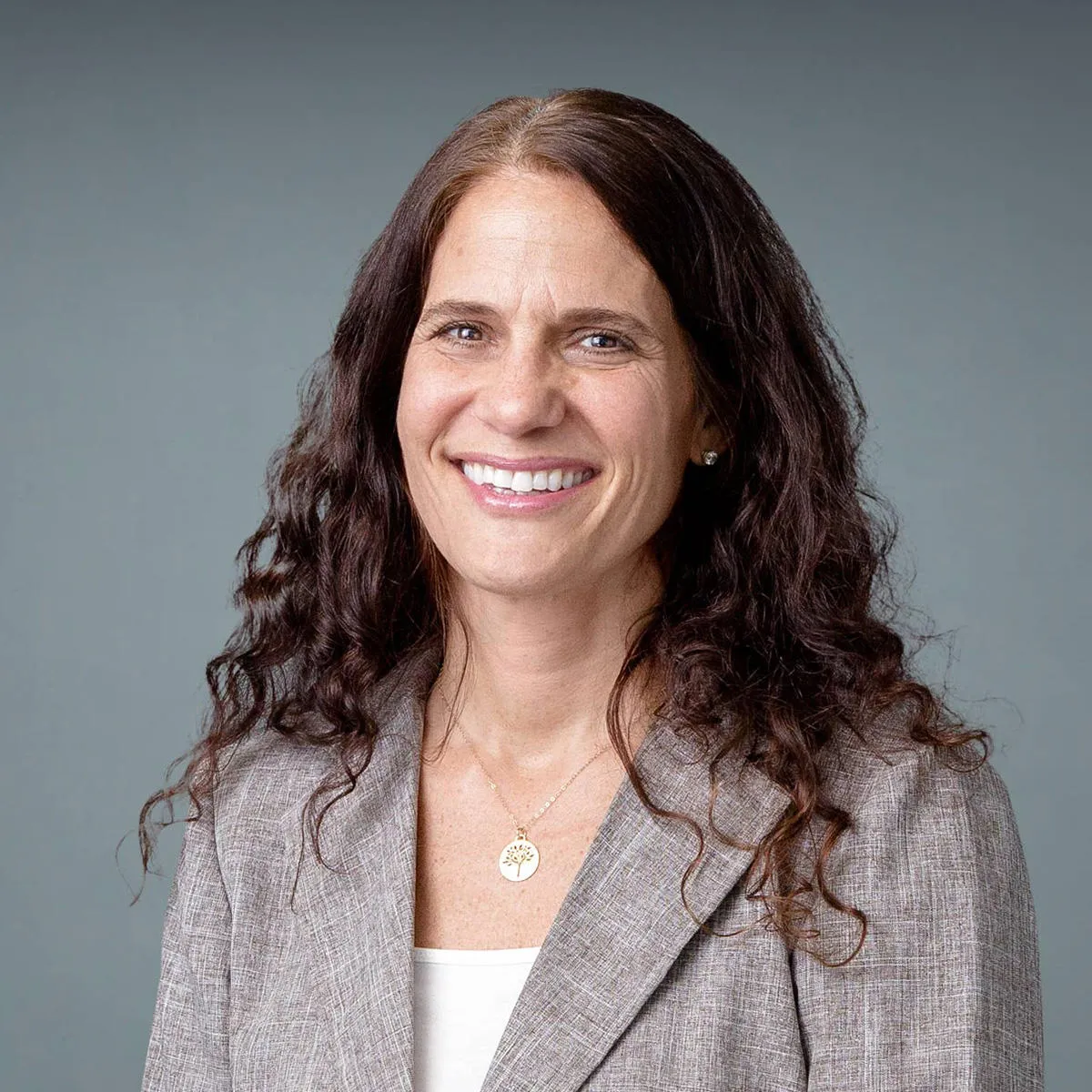 Dr. Deborah M Ushkow, MD - Huntington, NY - Pulmonology, Critical Care Medicine