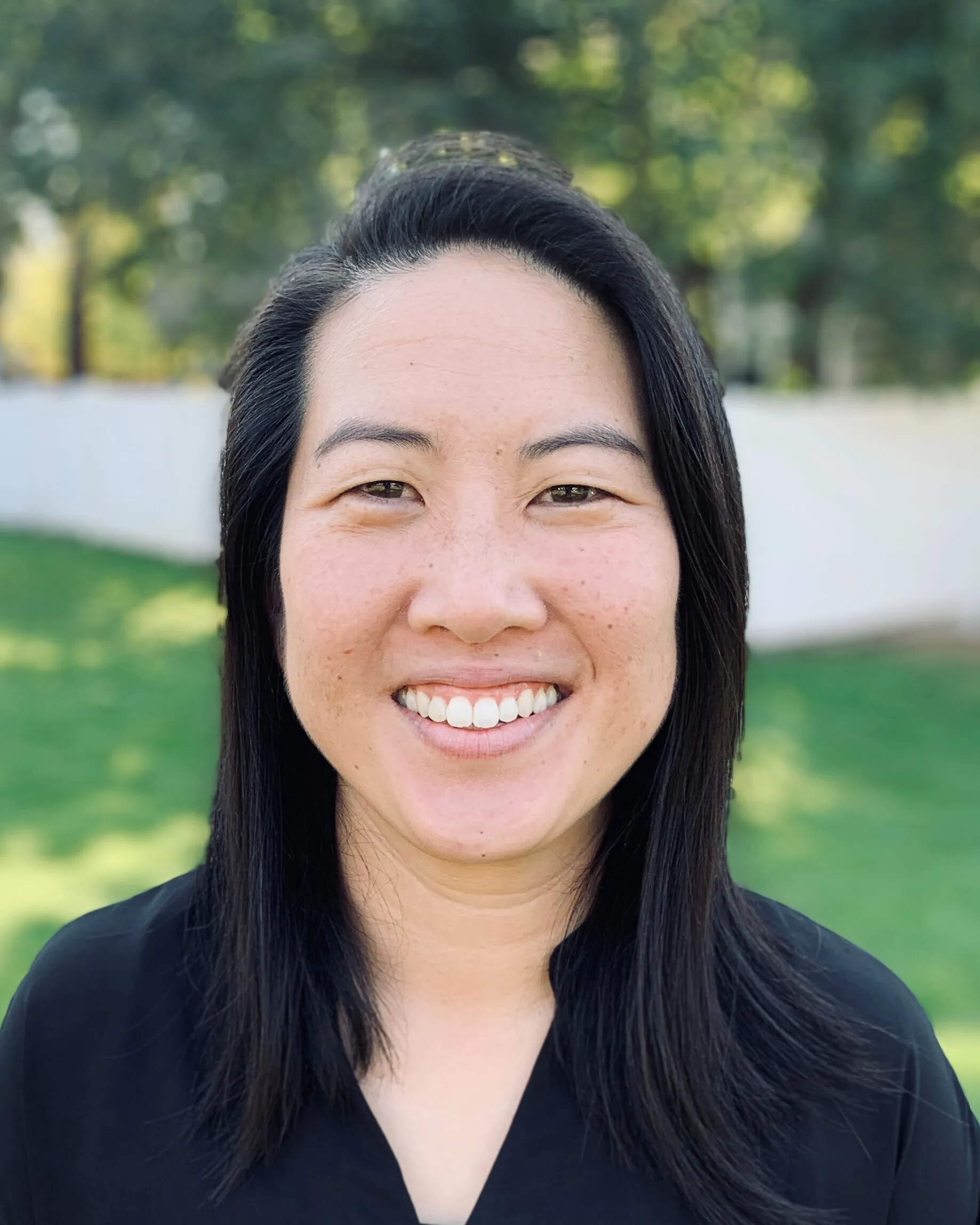 Dr. Monica Nguyen - Portland, OR - Physical Therapy, Orthopedic Surgery, General Orthopedics, Sport Medicine Specialist