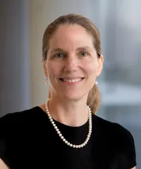 Dr. Sarah Bellemare, MD - Bronx, NY - Surgery, Internal Medicine