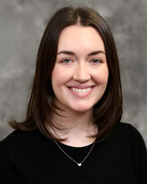 Dr. Kamylli Jean Mendive - Tigard, OR - Internal Medicine