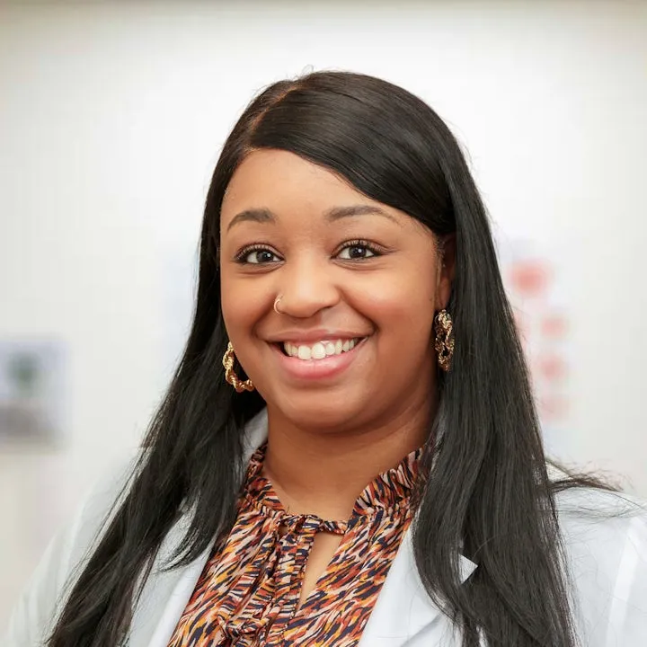 Physician Isia Atkinson - Charlotte, NC - Nurse Practitioner, Family Medicine