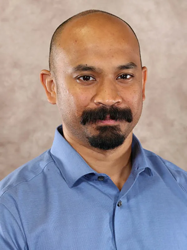 Dr. Daniel J Livera, MD - Portland, IN - Family Medicine