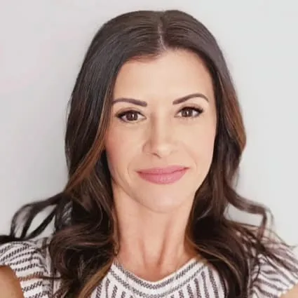 Lea Davis, APRN, FNP-C - Eden, UT - Family Medicine, Dermatology