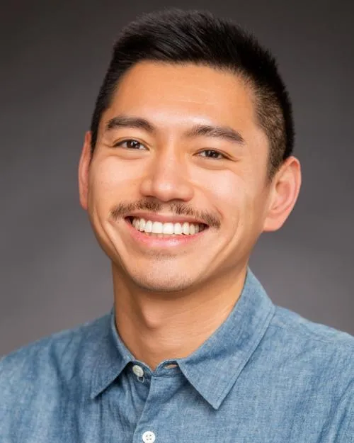 Dr. Johnny Yik Shum, DO - Seattle, WA - Family Medicine
