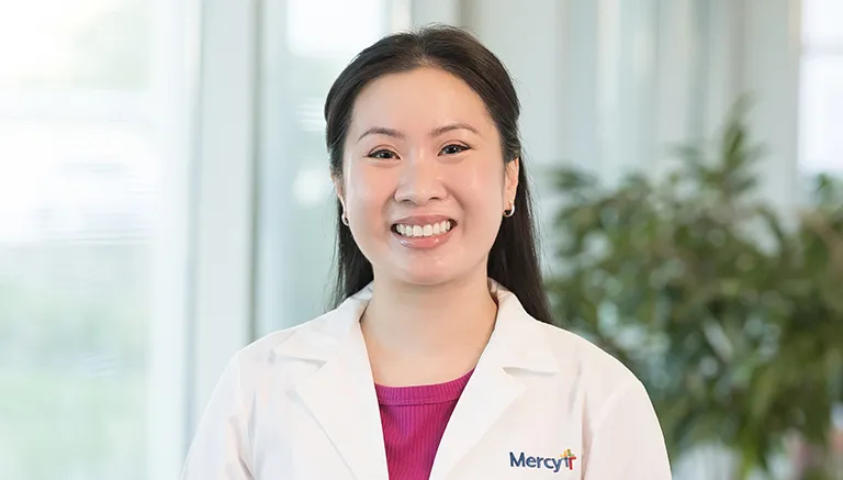 Dr. Linda Le - St. Louis, MO - Internal Medicine