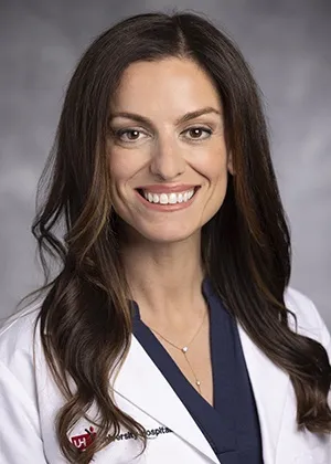 Dr. Sara Greene, MD - Cleveland, OH - Pediatrics, Internist/pediatrician