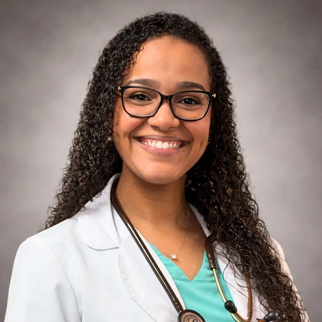 Beatrice Murillo, DNP, APRN, FNP-BC - Royal Palm Beach, FL - Internal Medicine, Family Medicine