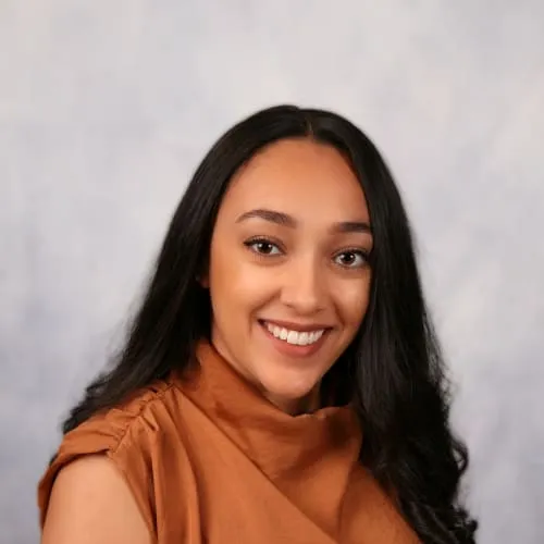 Dr. Berna Biniamin - Lady Lake, FL - Dentistry