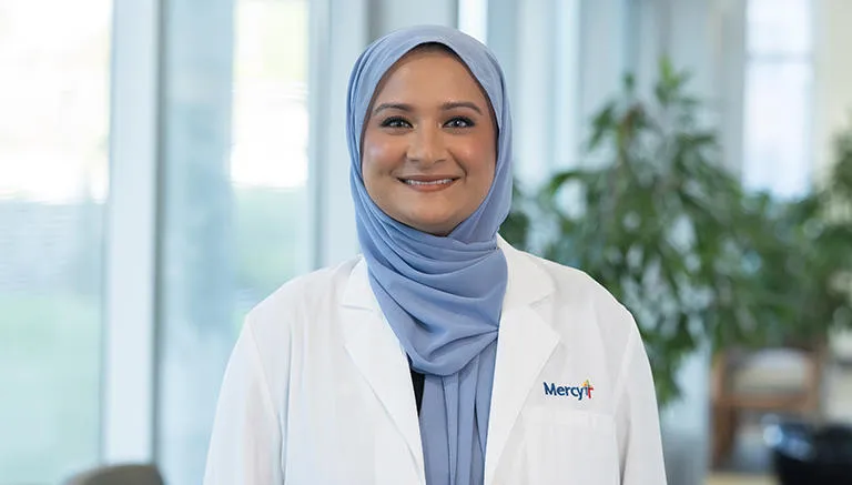 Dr. Sofiya Azim - Saint Louis, MO - Internal Medicine