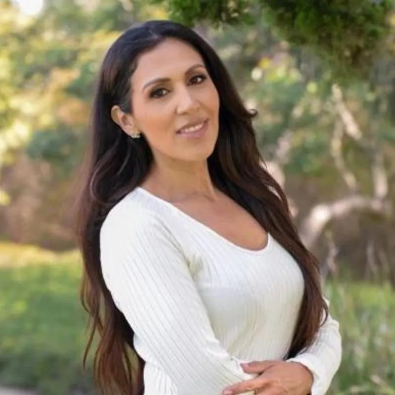 Dr. Tanya Vivas