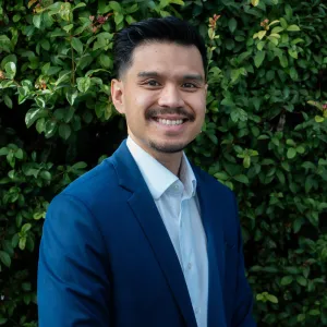 Christopher Yuvienco, APRN, RN, NP - Los Angeles, CA - Psychiatry, Medication Management, Psychiatric Nurse Practitioner