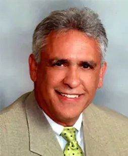 Dr. Robert Perez, MD - Saint Louis, MO - Internal Medicine