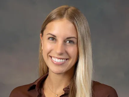 Juliana Elizabeth Gullett - Fort Wayne, IN - Nurse Practitioner, Hospital Medicine