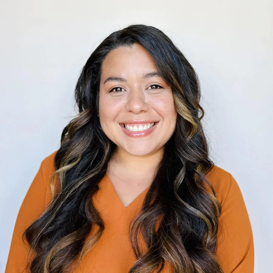 Leslie Salas - San Diego, CA - Psychology, Mental Health Counseling, Psychiatry