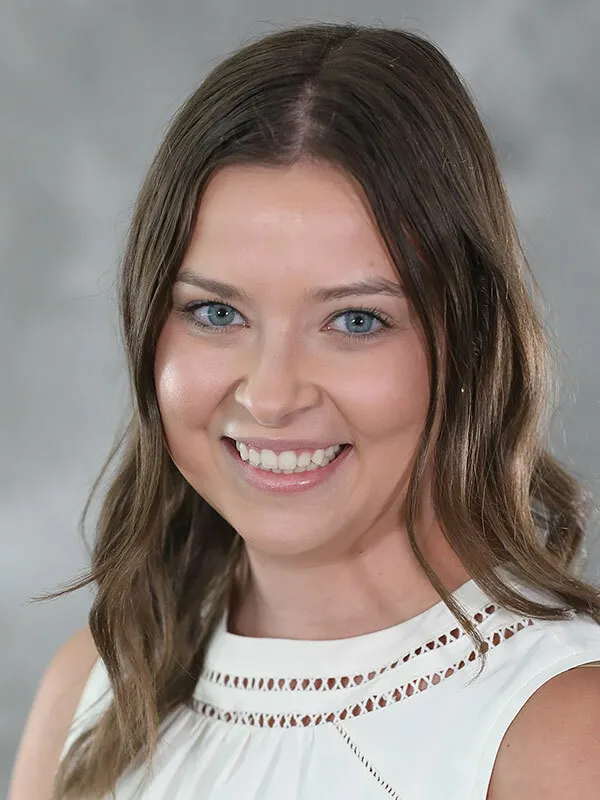 Dr. Emma G Poirier - Indianapolis, IN - Orthopedic Surgery, Pediatric Orthopedic Surgery