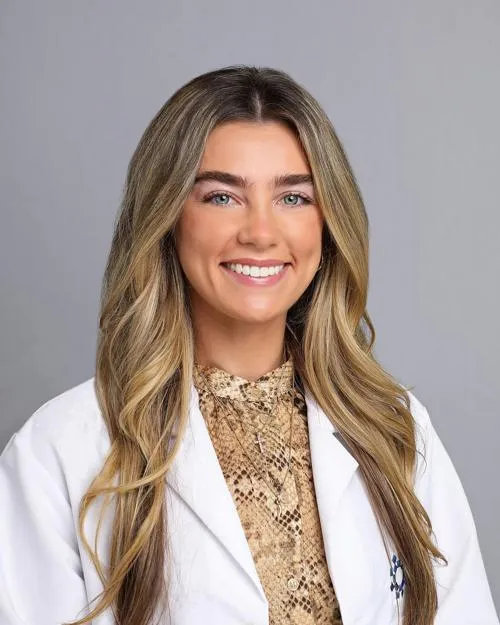 Ariana Raynor, PA - Edison, NJ - Thoracic Surgery