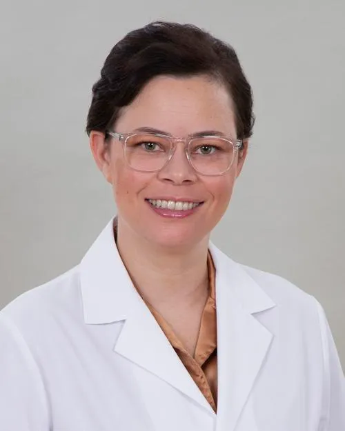 Julia Barbosa, APRN