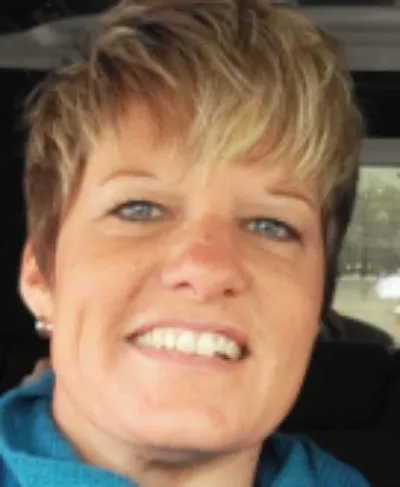 Dr. Jenn Heinz - New Hudson, MI - Psychology, Mental Health Counseling, Psychiatry
