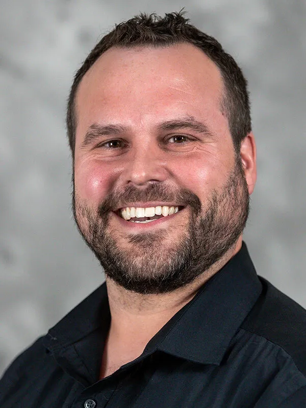 Dr. Bennet J Ladowski - Indianapolis, IN - Family Medicine