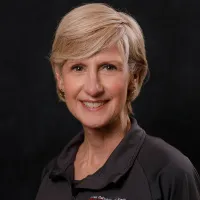 Dr. Holli Pickett, PT - Shepherdsville, KY - Family Medicine