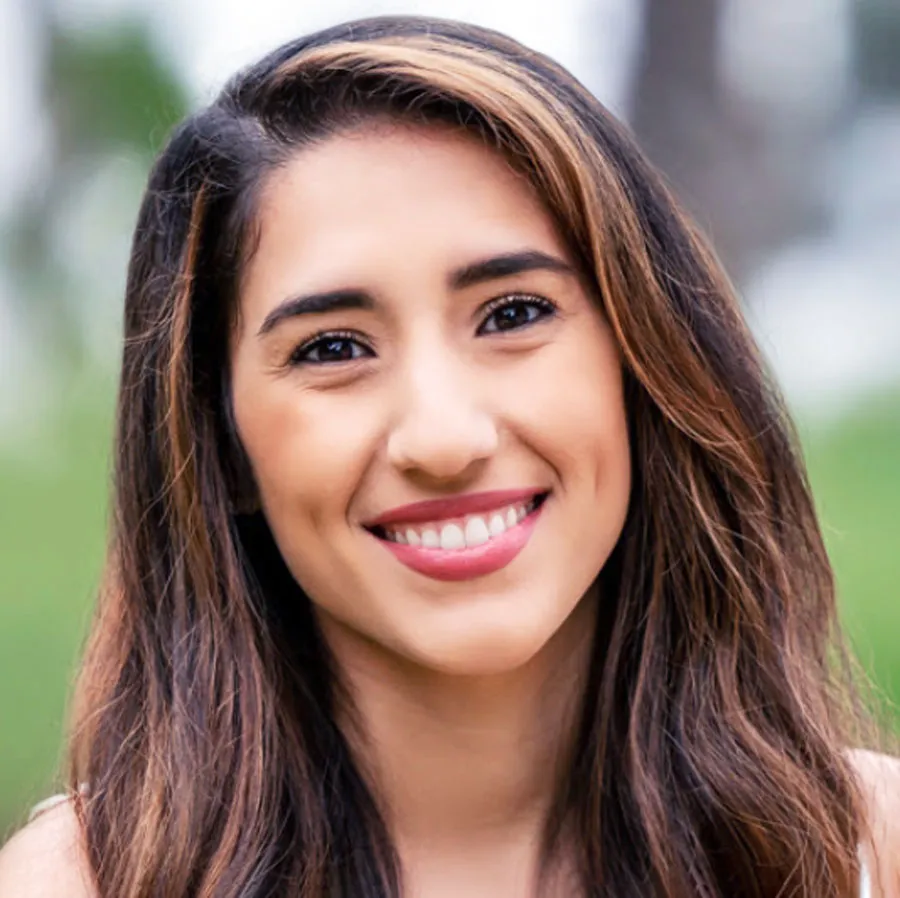 Daniela Girbal - Long Beach, CA - Mental Health Counseling