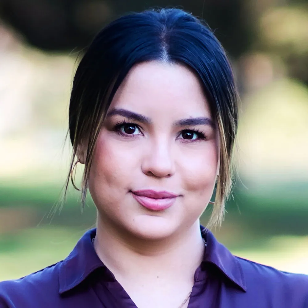 Vania Aviles - Newark, CA - Mental Health Counseling