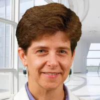 Dr. Lynn Van Ummersen, MD - Orange City, FL - Oncology