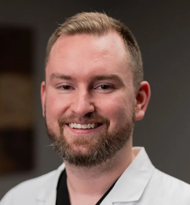 Dr. Austin Philip Davidow, DPM - Naugatuck, CT - Podiatry