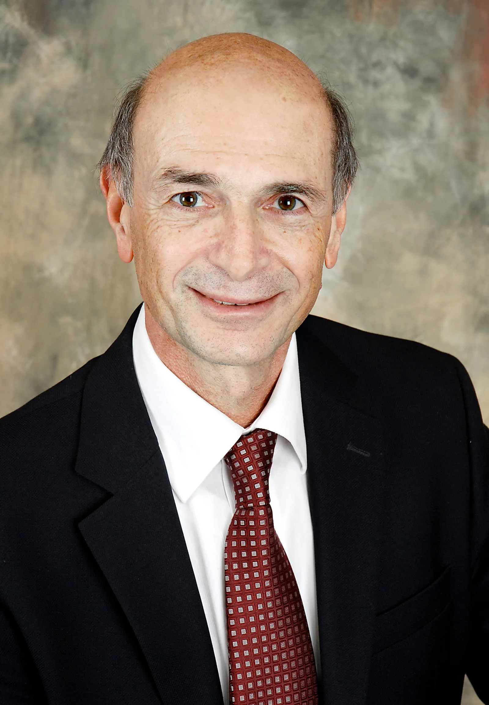 Dr. Wael Fuad Muakkassa, MD