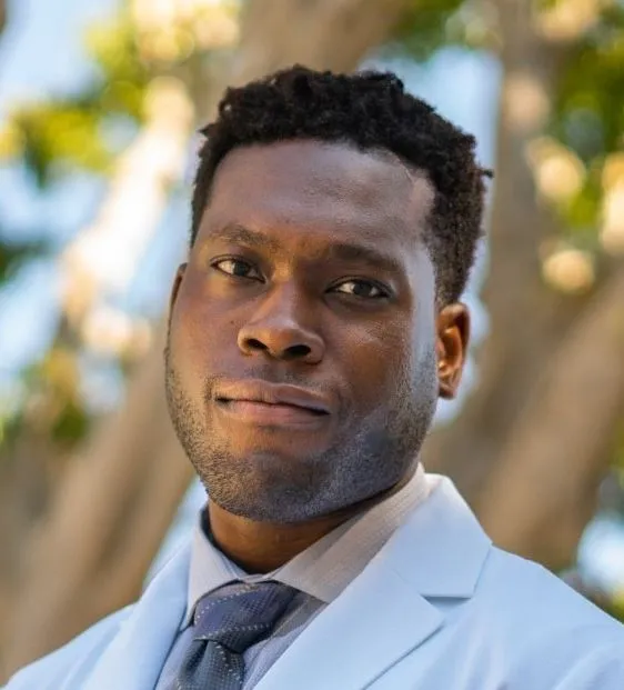 Dr. Yomi Adeyemi, MD - Long Beach, CA - Family Medicine, Physical Medicine & Rehabilitation, Sports Medicine