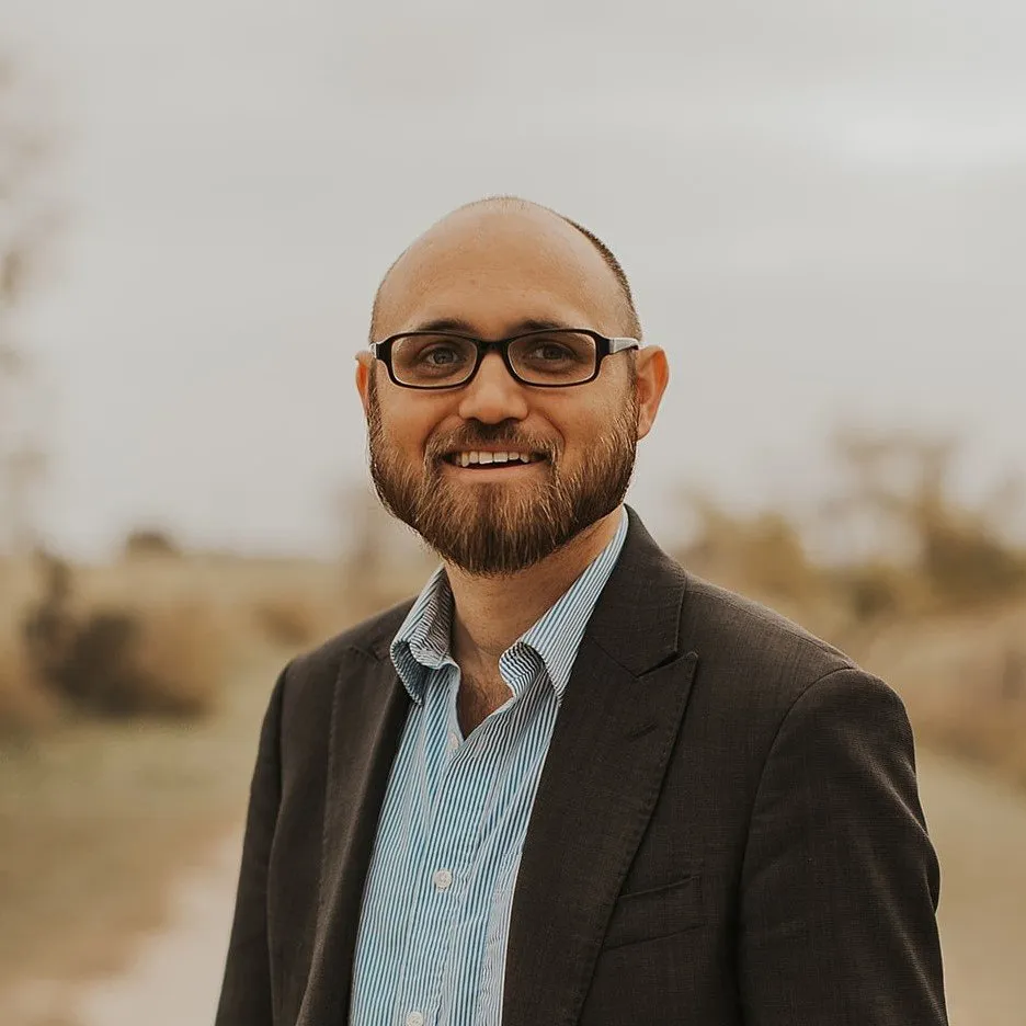 Dr. Kyle Middleton