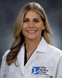 Dr. Dana Boccellari, APN - Waldwick, NJ - Family Medicine