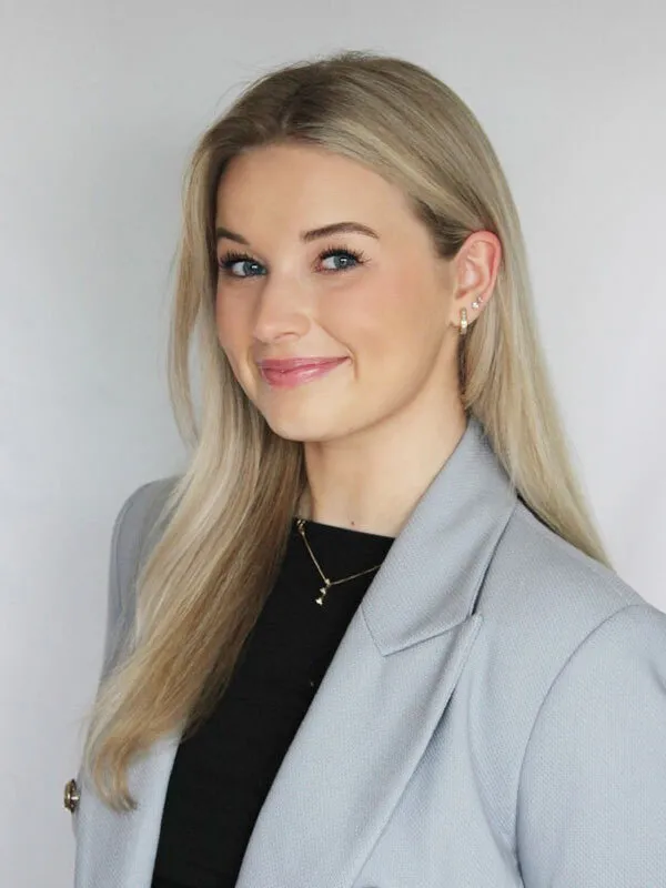 Madison M Groninger, NP - Indianapolis, IN - Plastic Surgery, Nurse Practitioner, Plastic Surgeon