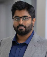 Dr. Deny Puthuparampil Ponnachan, MBBS - Bronx, NY - Internal Medicine